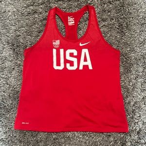 NIKE tank
